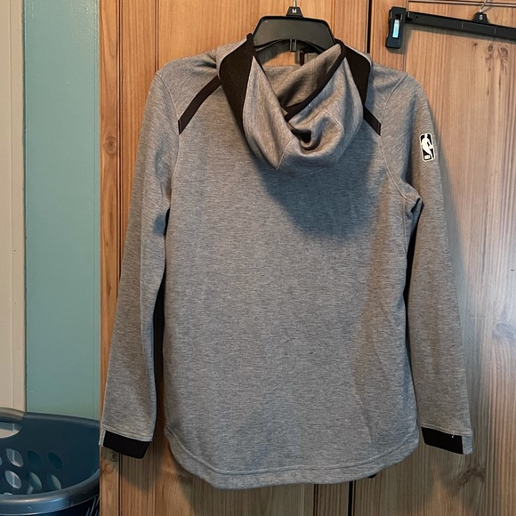 Detroit Pistons Zip up - Picture 7 of 7